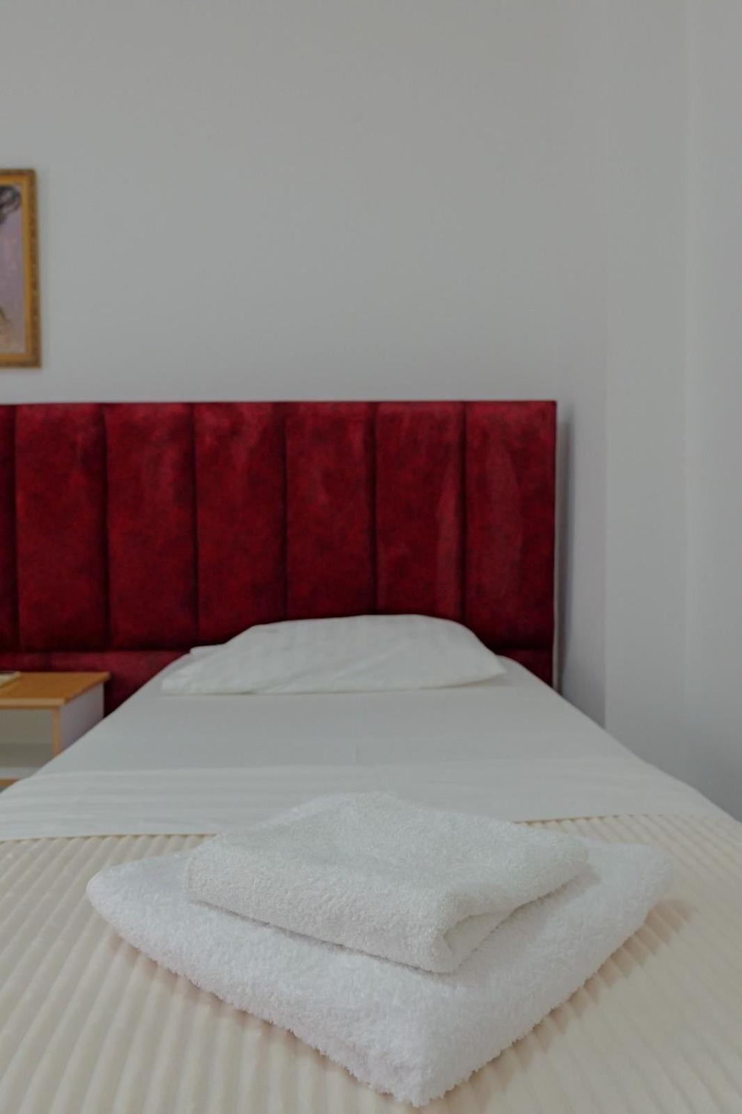 Hotel Eden Sarandë Exterior foto